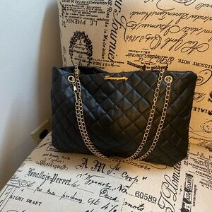 Quilted bag/ New but no Tag.